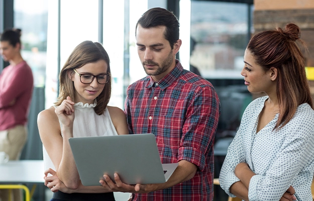 High-Touch Onboarding as a Strategic White Glove Service