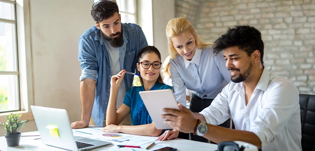 How We Strengthen High-Touch Onboarding with Intelligent Enablement