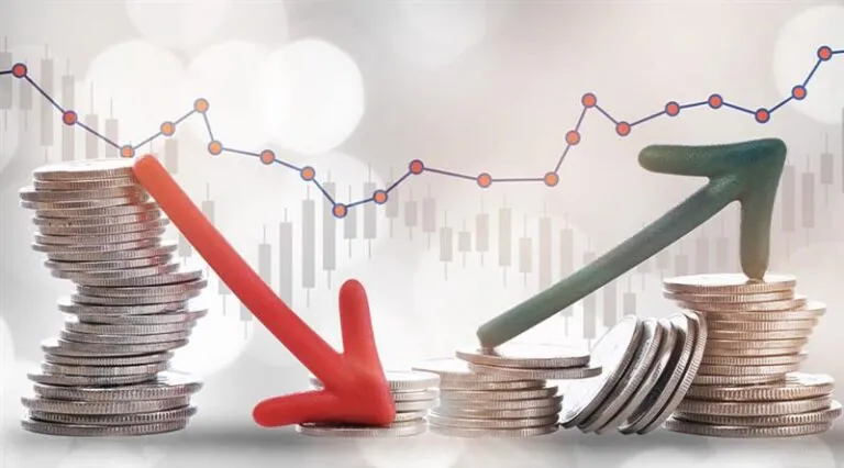Debt Settlement vs. Debt Consolidation: Helping Your Customers Choose the Optimal Path to Financial Recovery